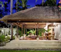 Villa Taman Sorga, Outdoor Dining Pavilion